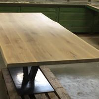 eiken-tafel-v-poot
